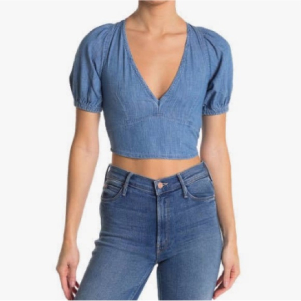 Topshop lace up tie shirt blue jeans short sleeve top. Size 6, fits small-medium